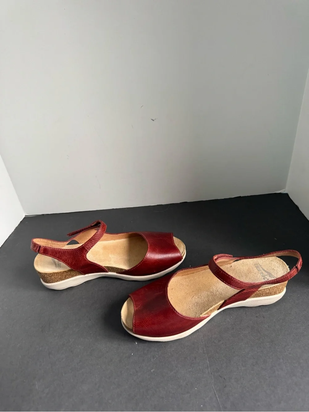 Dansko Marcy Wedge Sandals in red waxy leather. Size EU 39